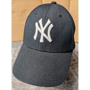 Nike New York Yankees Ball Cap MENS OSFA MLB Headwear black windproof strapback